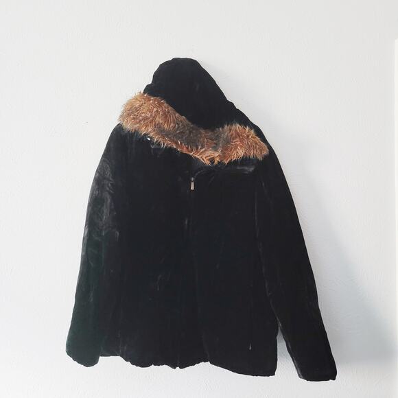 Lauren Ralph Lauren Silk  Velvet Puffer Jacket with faux fur around hood - Picture 1 of 11